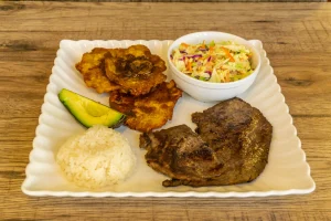 carne a la colombiana